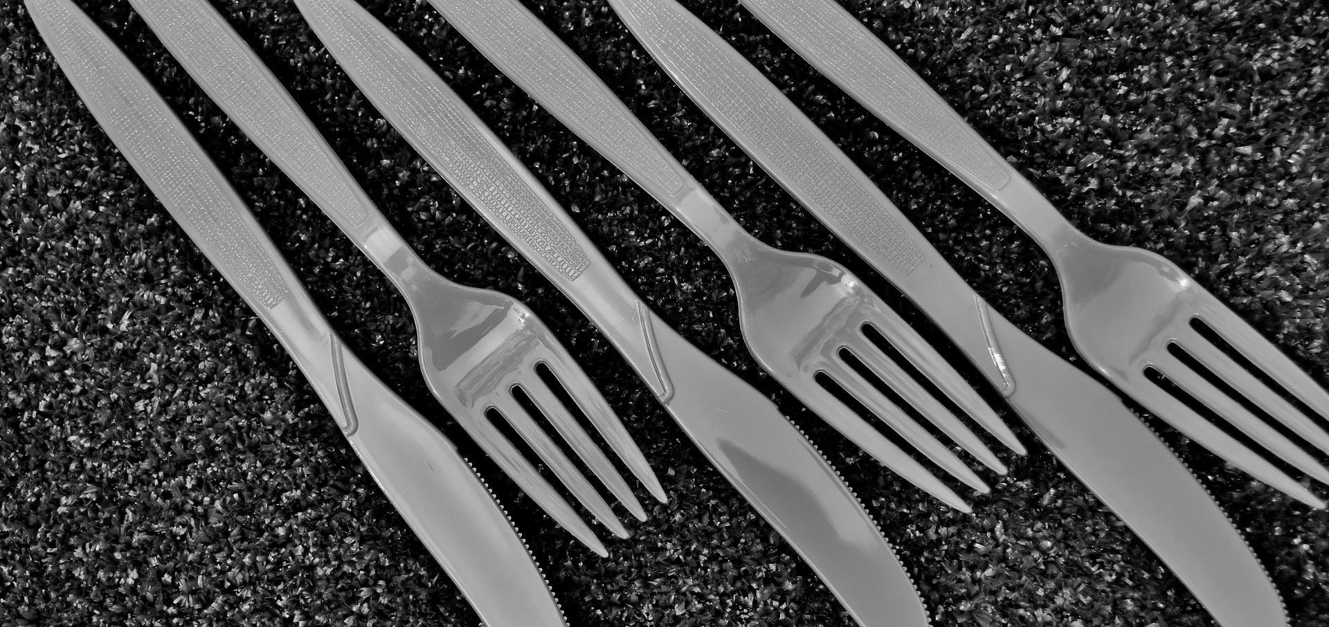 Plastic cutlery